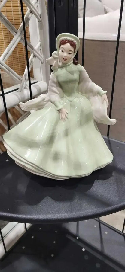 Vintage Porcelain Figurine Southern Belle - Atlantic Mold