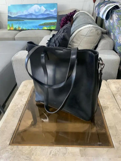 PASQ Black Tote with Matte Chain Detail