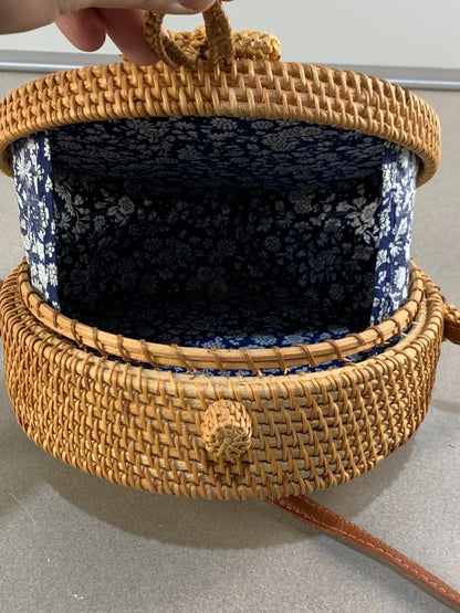 Vintage hand made Pastoral Style Woven Rattan Crossbody Bag
