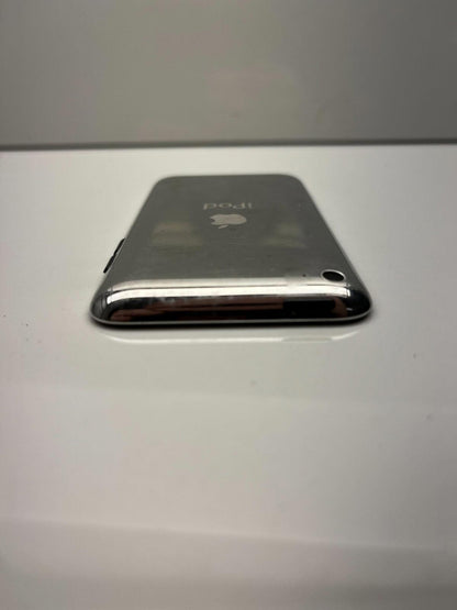 iPod Touch 32GB 4th Generation A1367 FOR PARTS
