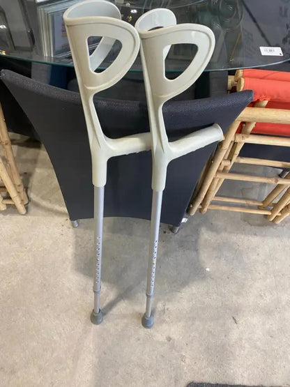 Forearm Crutches
