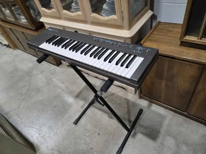 Yamaha PSR-15 Keyboard