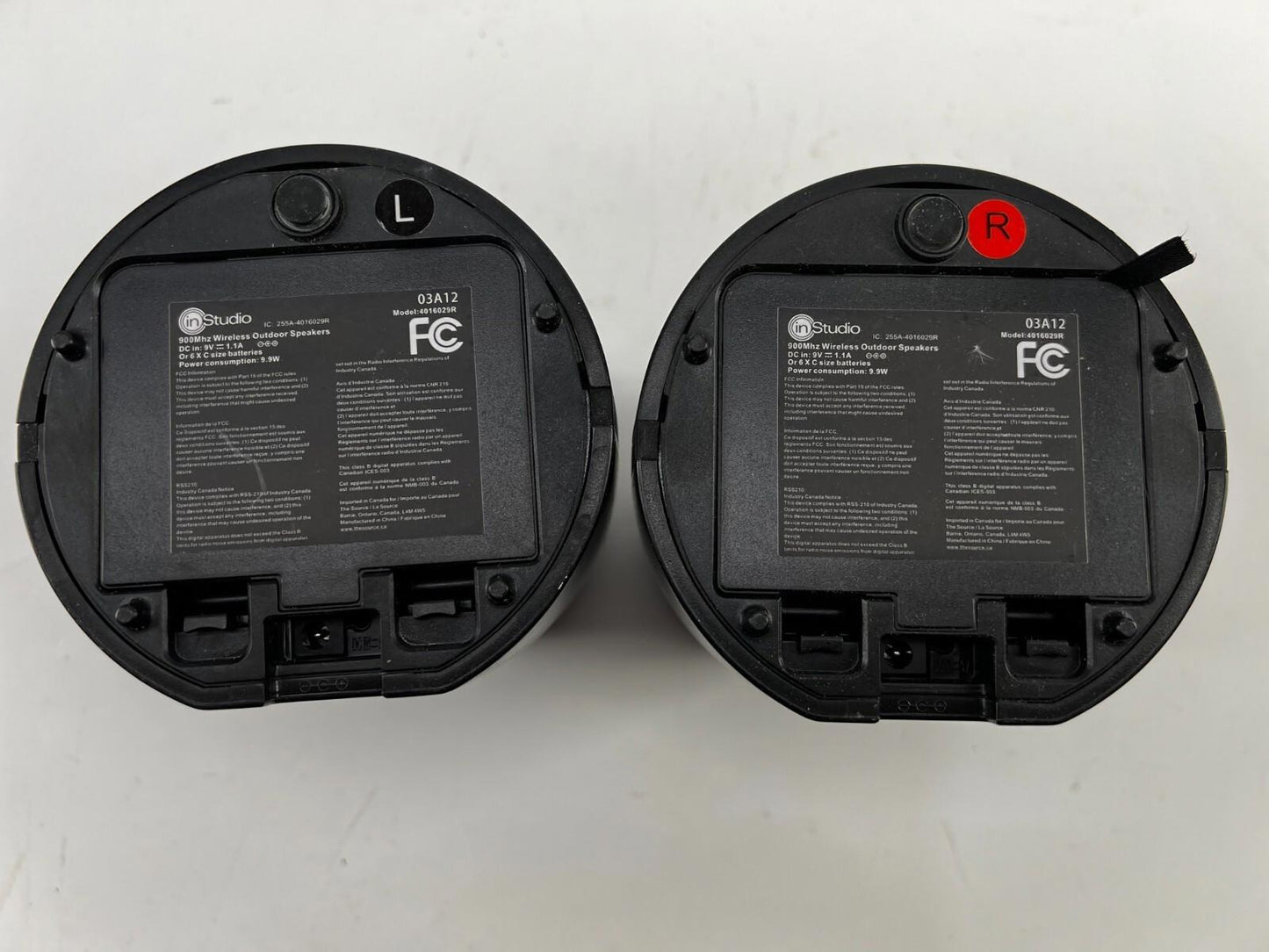 Set Of 2 In Studio 900Mhz Wireless Outdoor Speakers - No remote/power