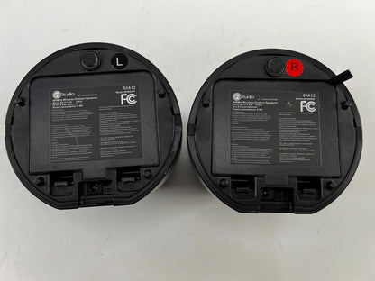 Set Of 2 In Studio 900Mhz Wireless Outdoor Speakers - No remote/power