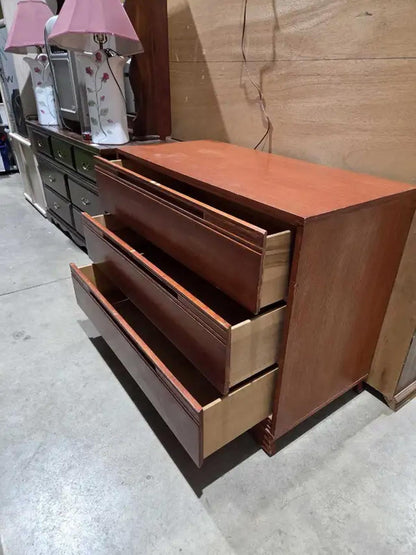 Vintage Solid Wooden 3-Drawer Dresser