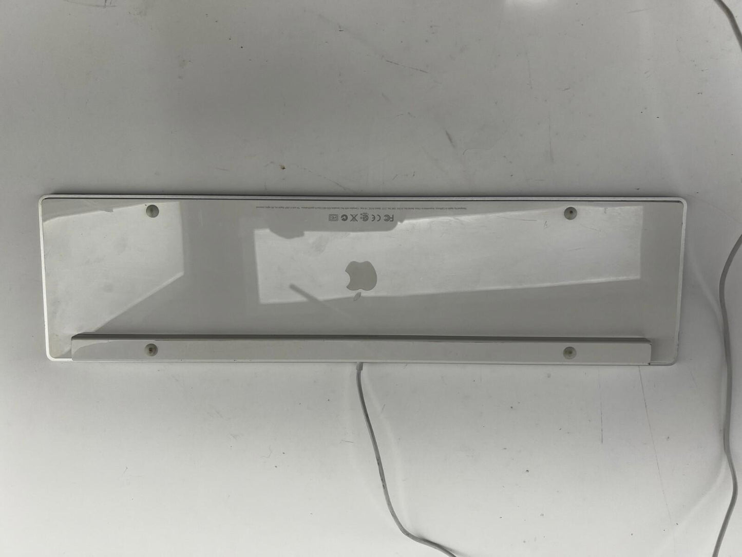 Apple A1243 - Wired Mac QWERTY - USB Keyboard - FOR PARTS OR REPAIR