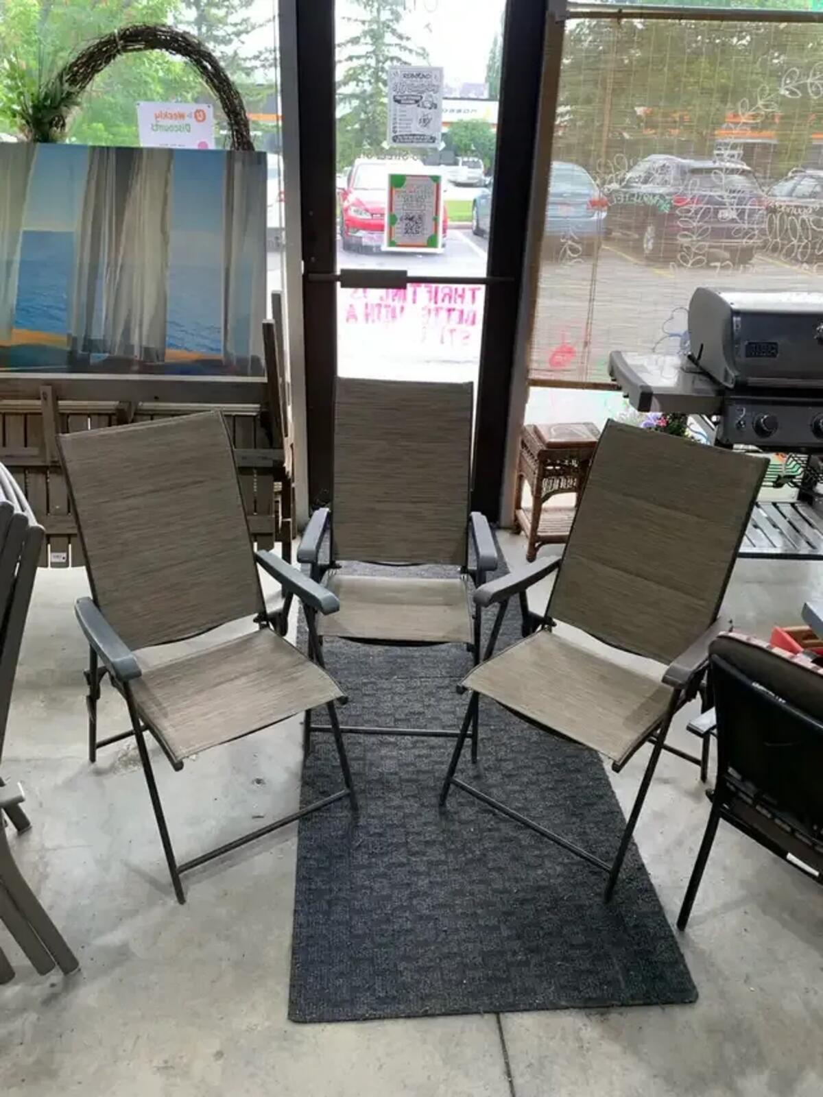 Set of 3 Folding Patio Chairs