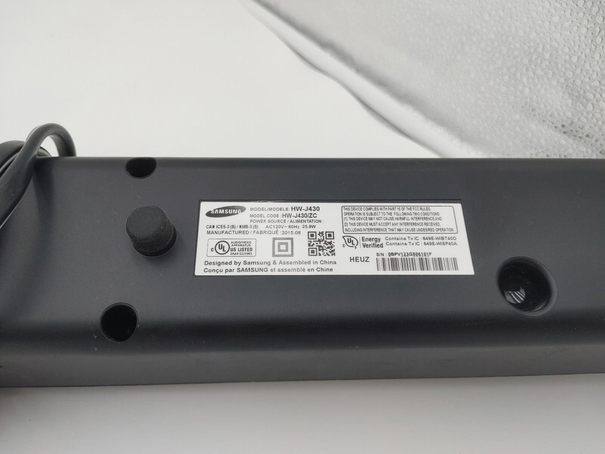 Bon état : barre de son Samsung HW-J430 noire, testée et fonctionnelle.