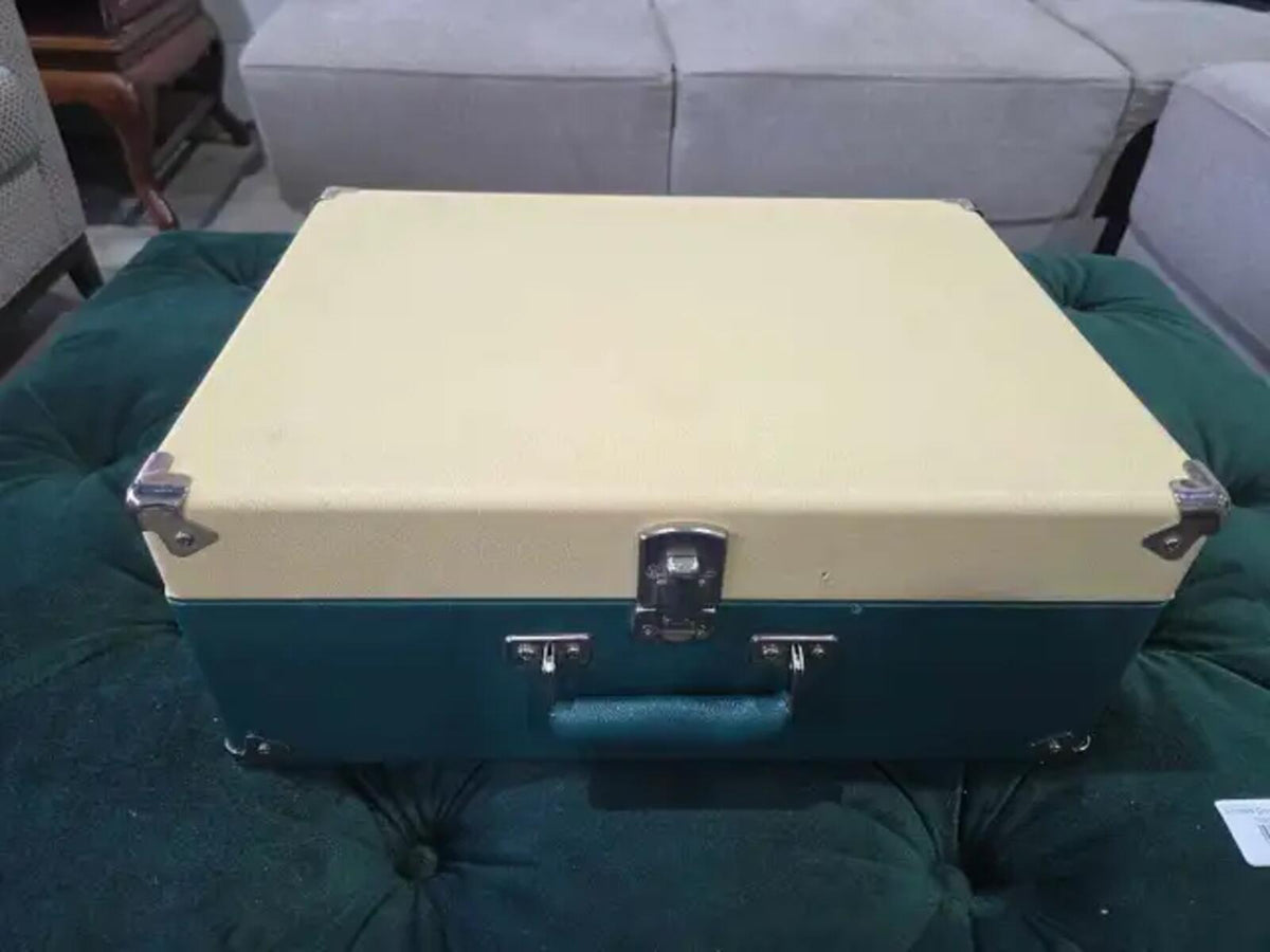 Vintage Crosley Turntable Suitcase