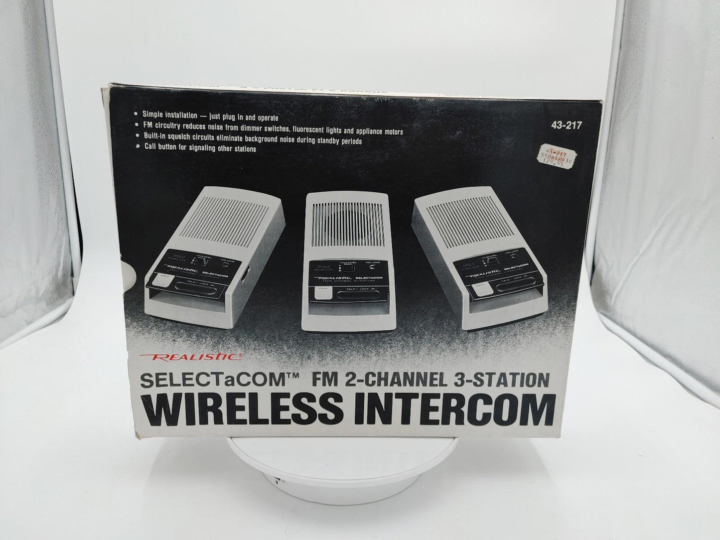 Brand New Realistic SELECTaCOM FM 2-Channel 3-Station Wireless Intercom 43-217