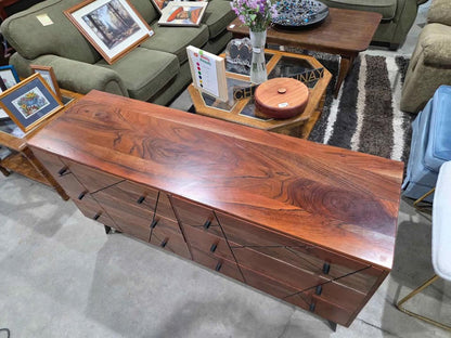 Modern Wood 6-Drawer Dresser - Geometric Design