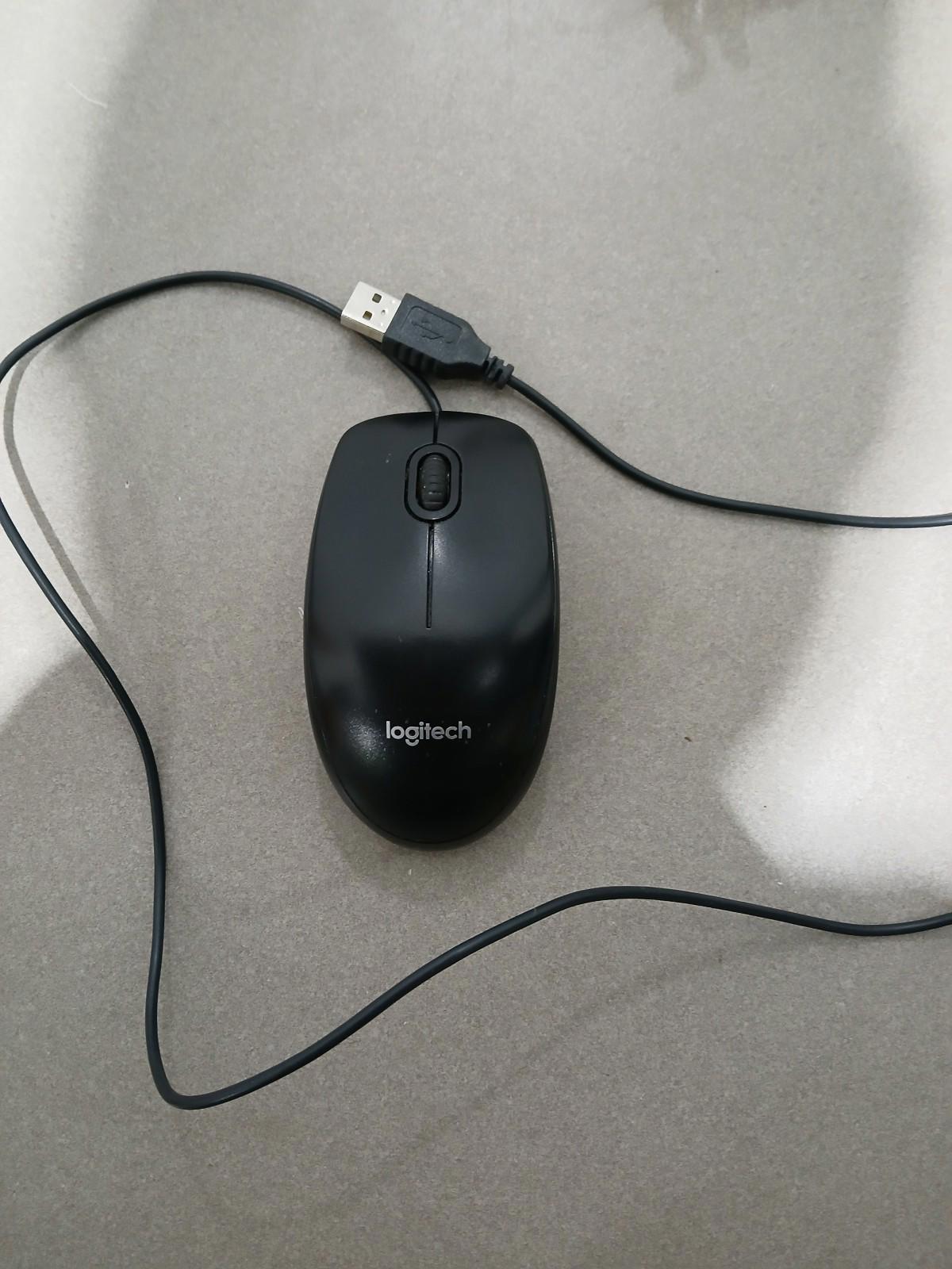 Logitech B100 USB Standard Mouse GOOD CONDITION