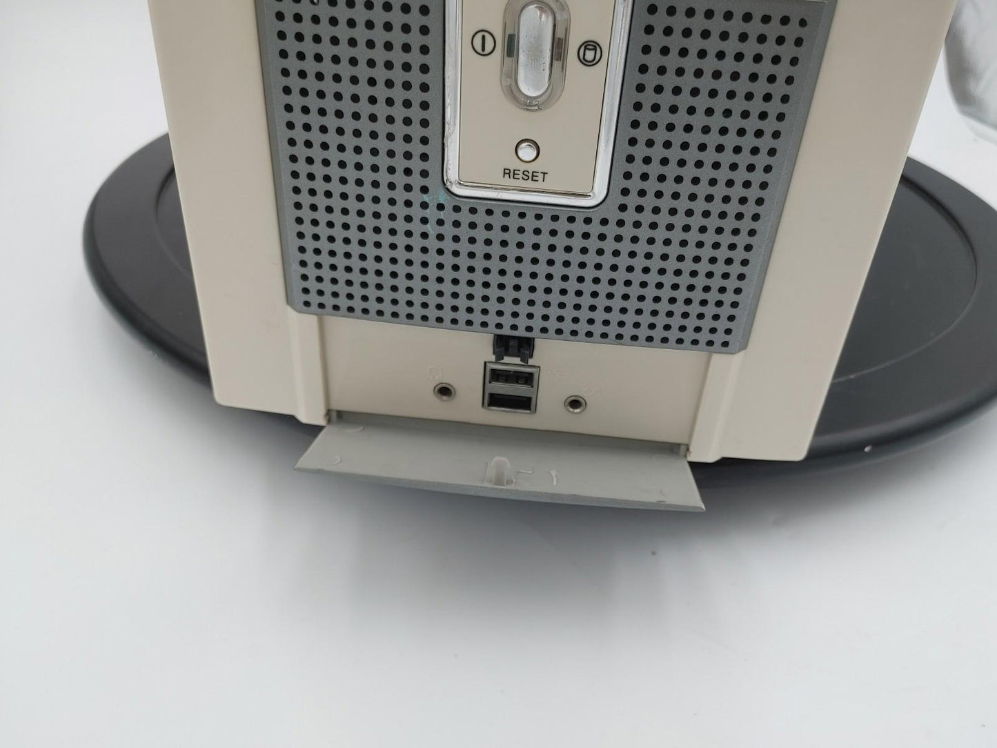 Good Condition Retro WinXP PC Athlon XP 2400+ 80MB RAM 80GB HDD Tested Working