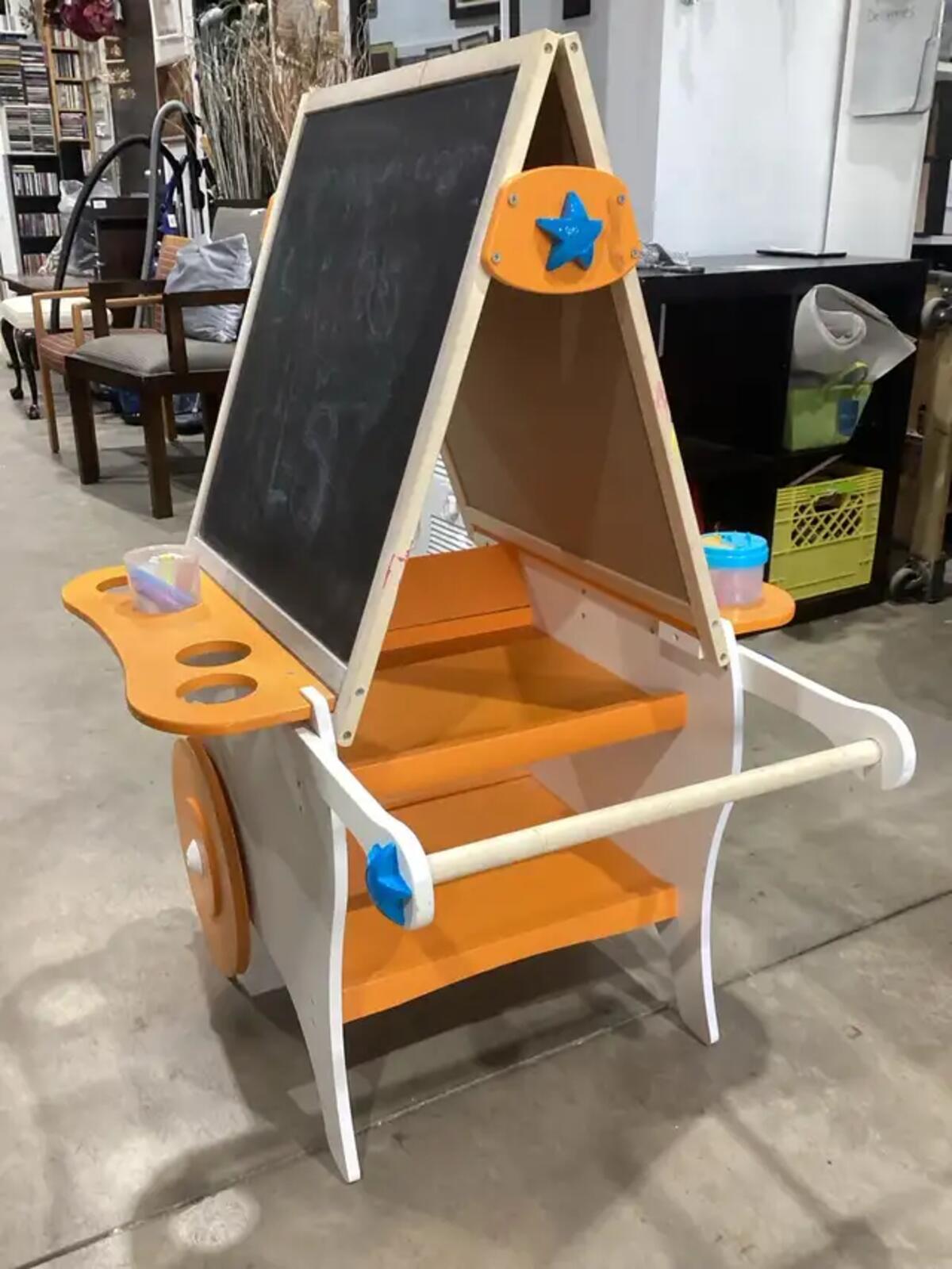 Kids Art Easel Cart
