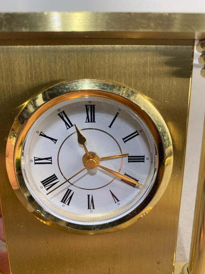 Elegant Linden Quartz Brass Clock With Roman numbers