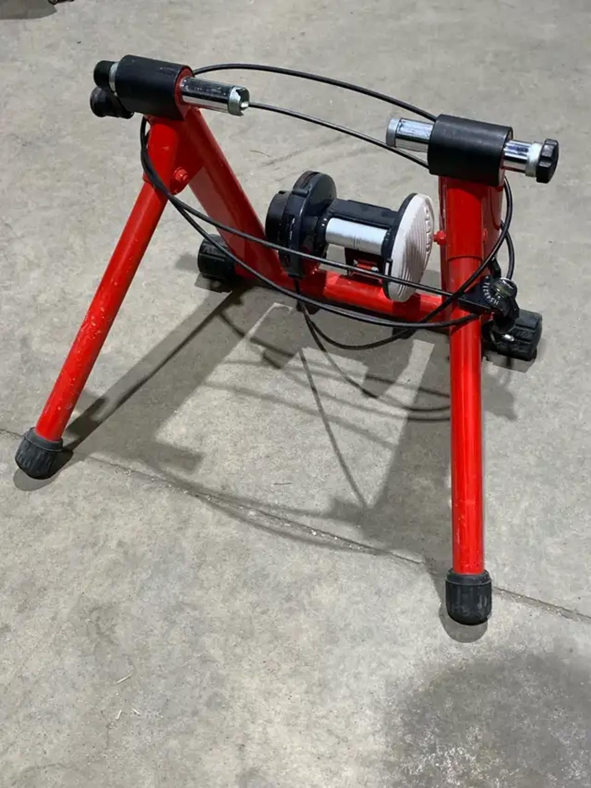 Minoura Magturbo Indoor Bike Stand