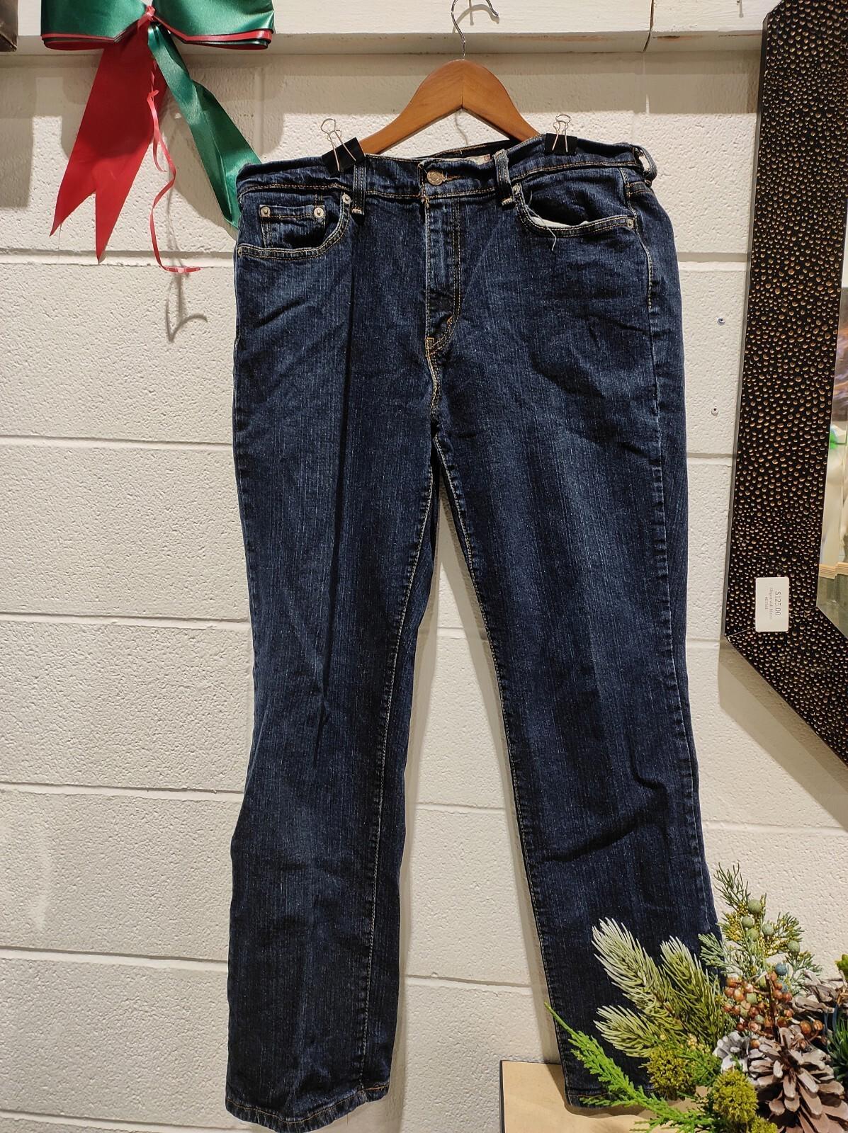 Vintage Levis 505 Straight Leg Mom Jeans Size 12 S Dark Wash USA