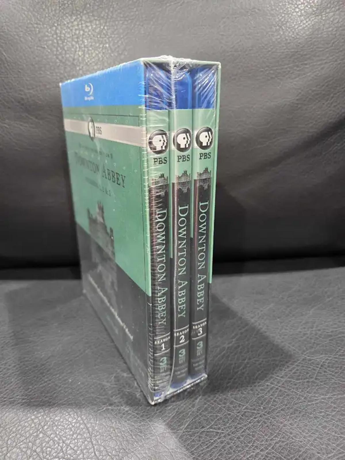 New! Downton Abbey Blu-Ray Seasons 1-3