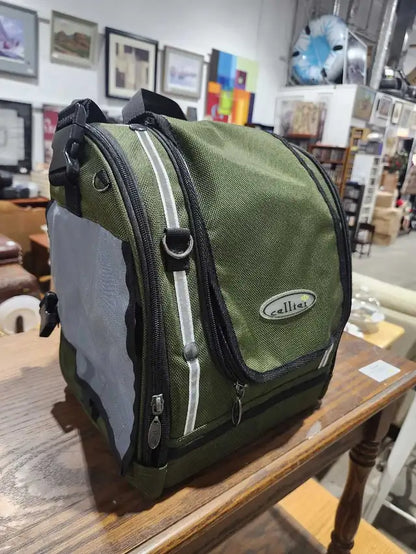 Cellter Pak-o-Bird Carrier