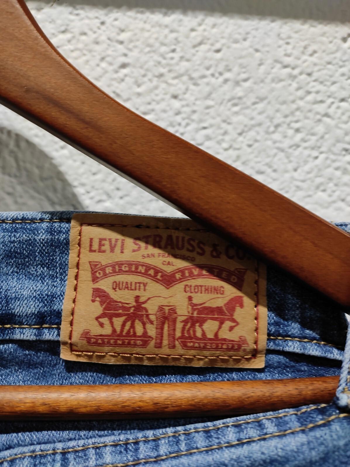 Levi's 721 High Rise Skinny Jeans Waist Size- 26