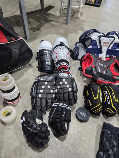 Youth Small/Large Hockey Gear