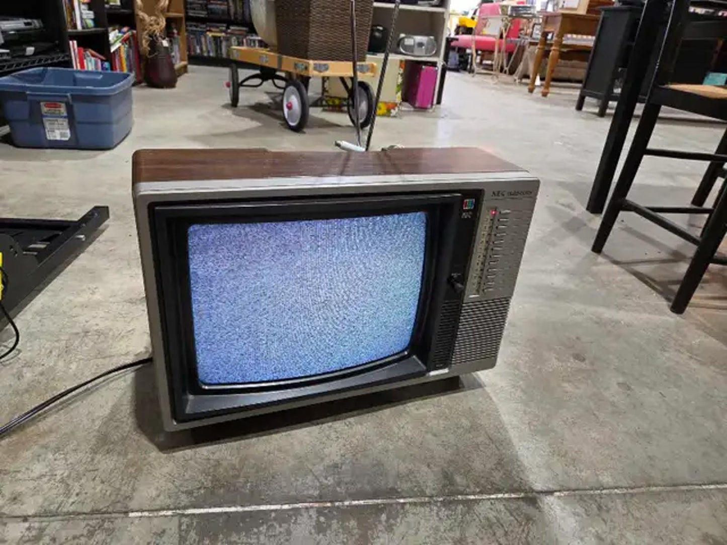 Retro NEC Autocolor 14" TV