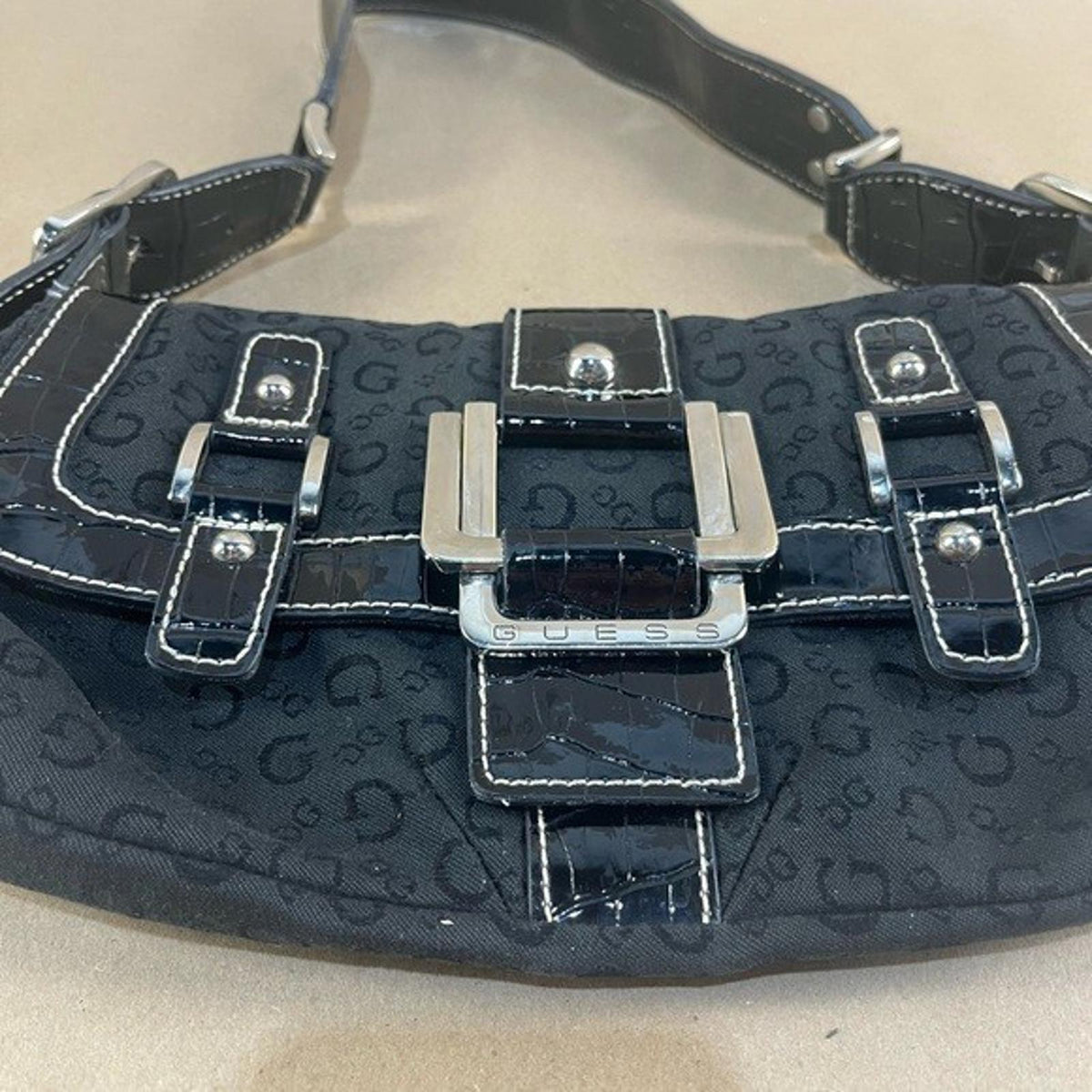 Vintage Y2K Guess Black Monogram Bag