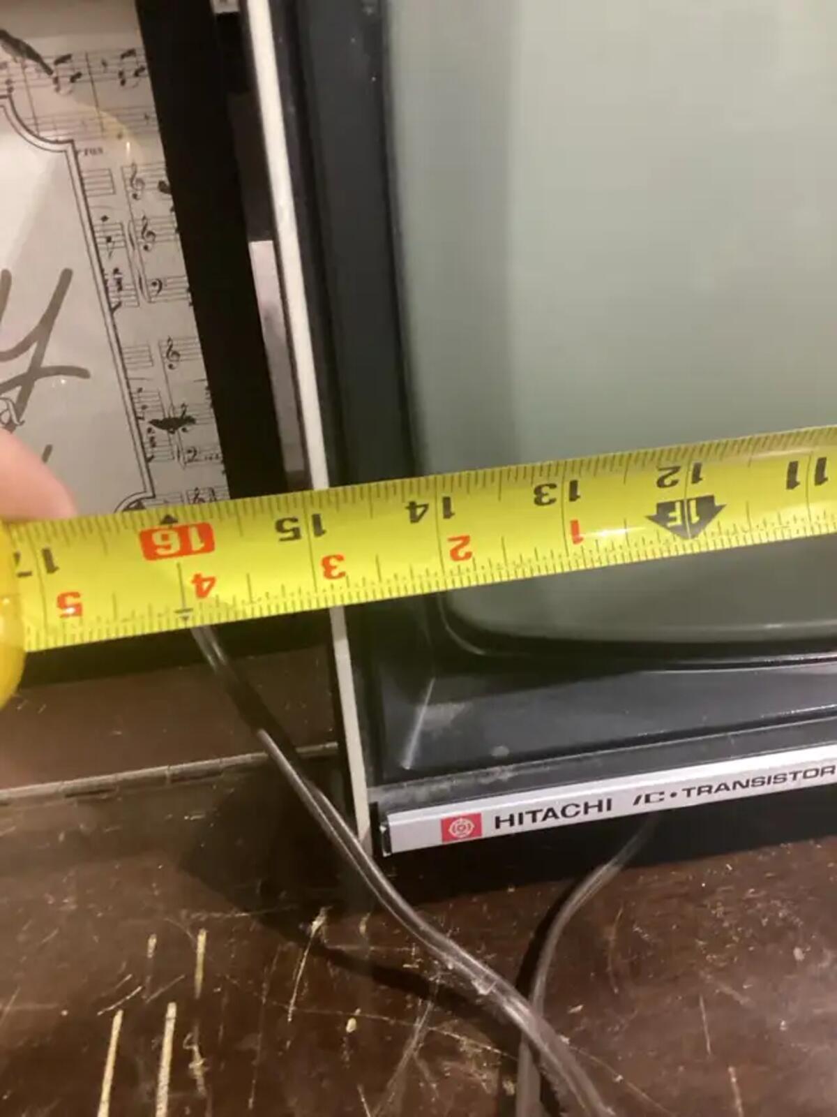 Retro Hitachi IC Transistor Television