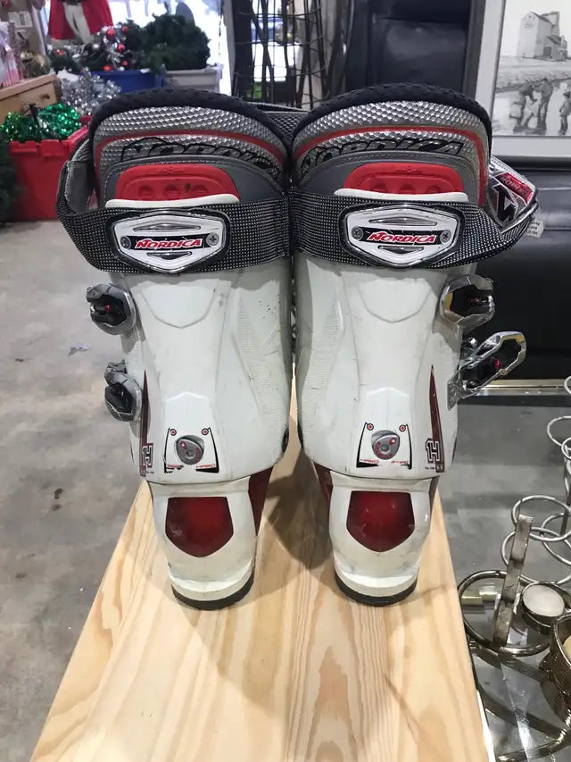 Nordica Sport Machine 14 Ski Boots (325mm)