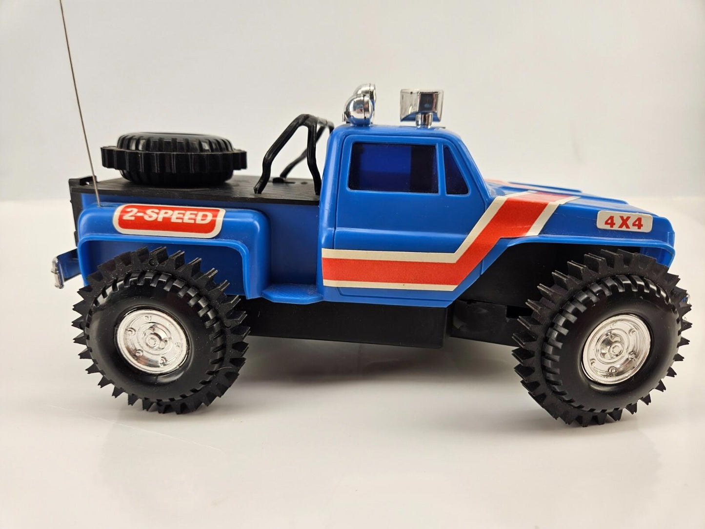 Vintage Azrak-Hamway 4x4 Toy Battery Operated Truck 1979 *Parts or Repair*