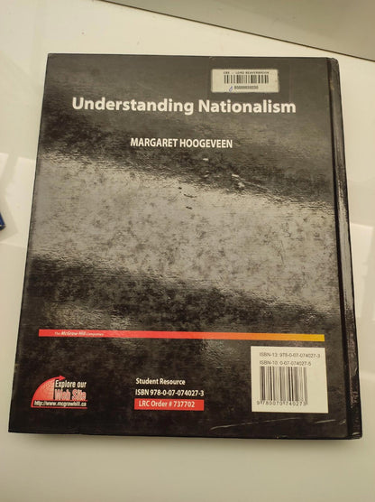 Understanding Nationalism - Hardcover Hoogeveen Margaret