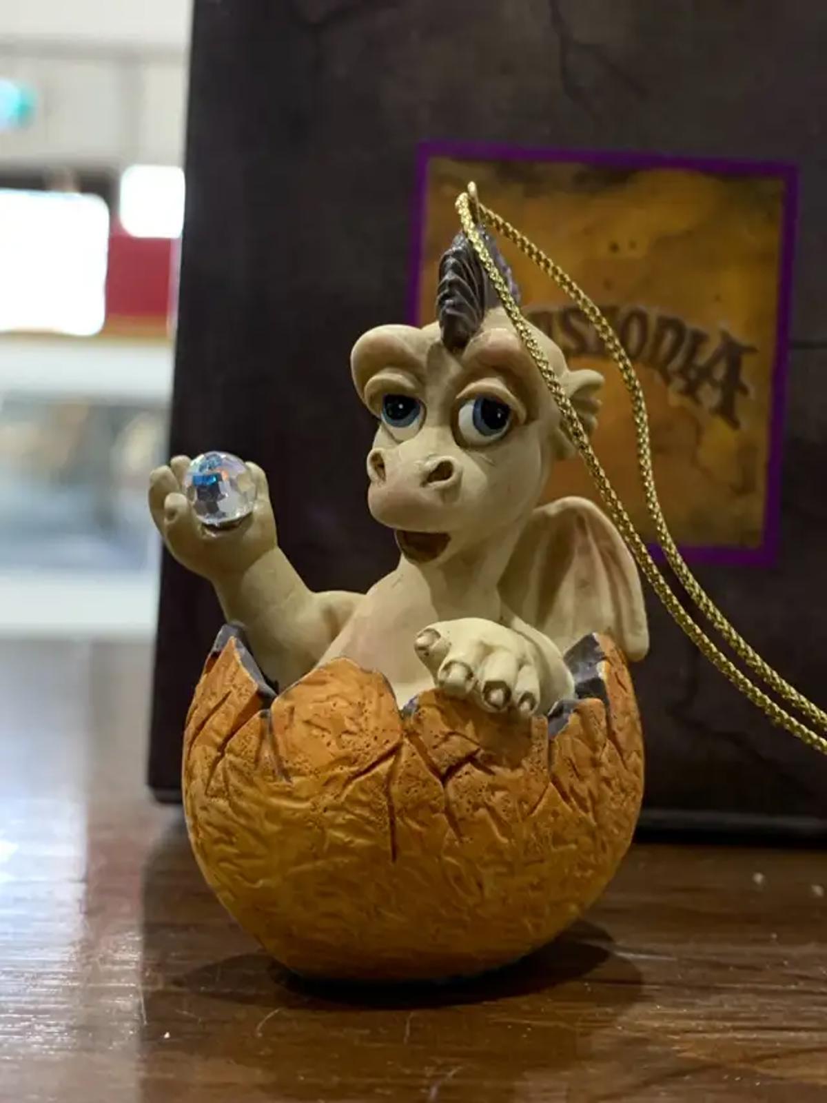 Krystonia Hello #765 dragon egg ornament