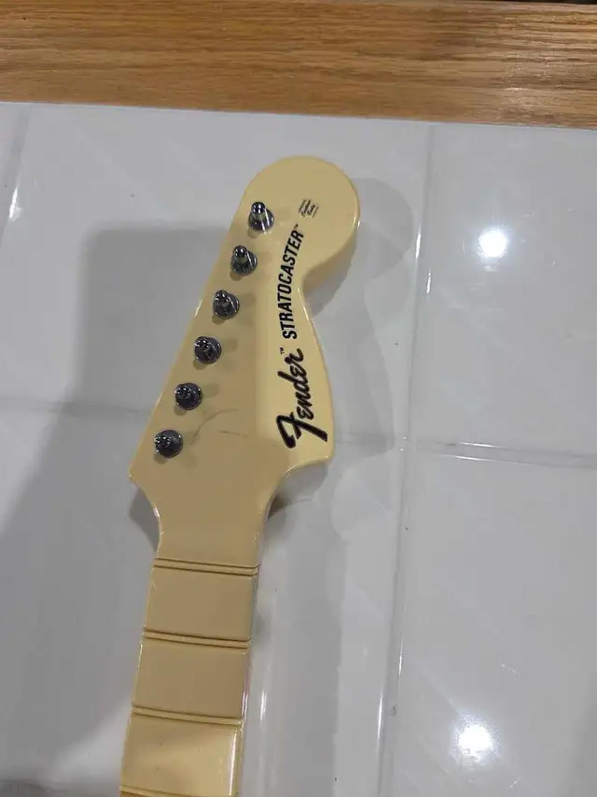 Fender Rock Band Wired Guitar - Xbox 360