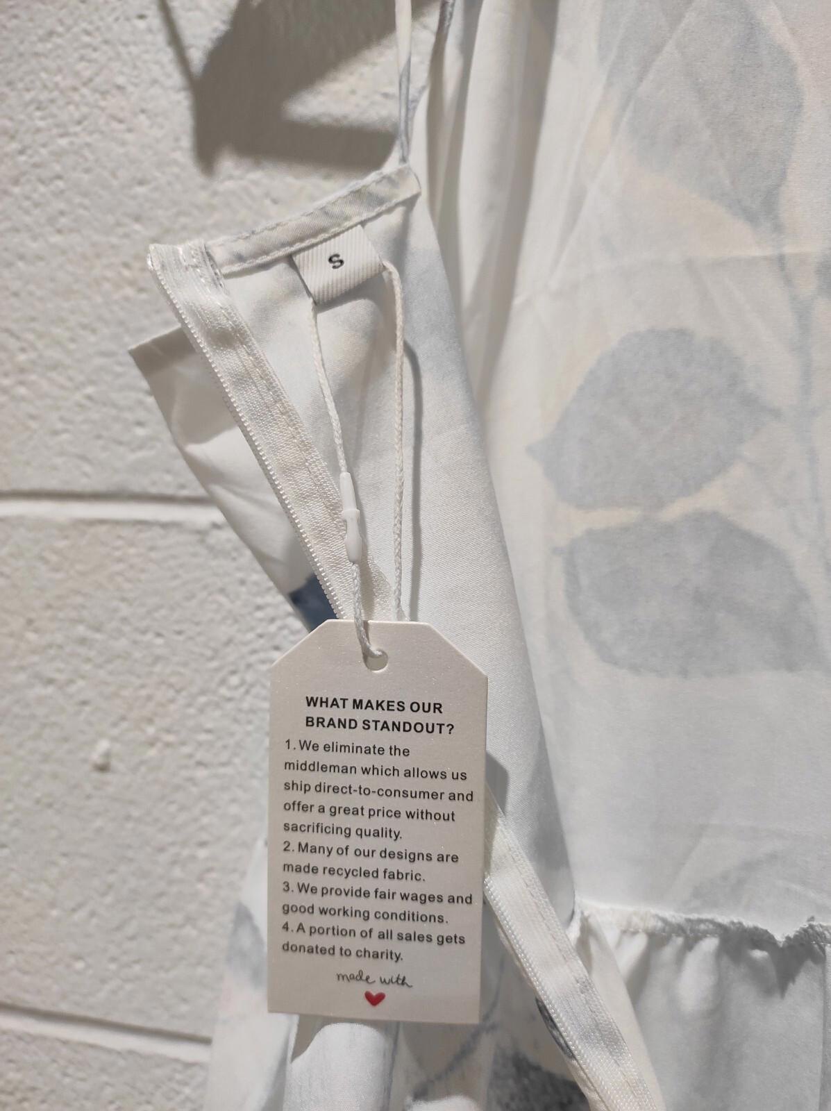 New Women's Long Dress Size S in Blue and White Abstract Print