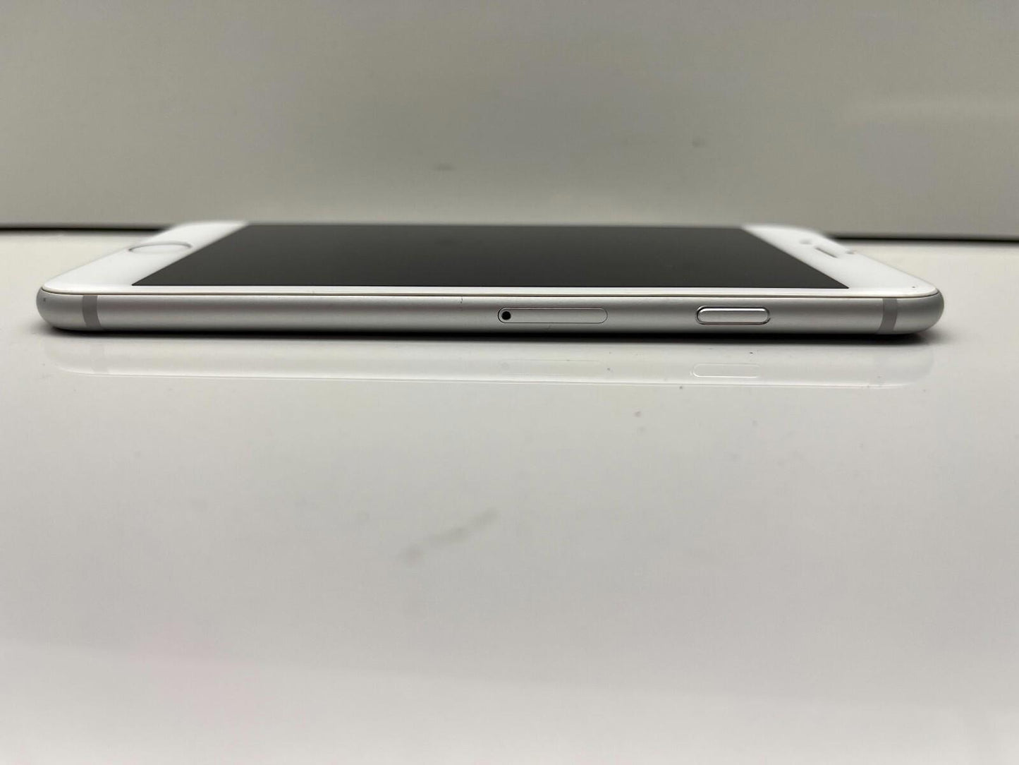iPhone 6 Silver Bad Battery FOR PARTS