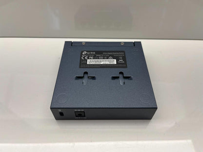 TP-Link 5-Port Gigabit Desktop Ethernet Switch TL-SG105