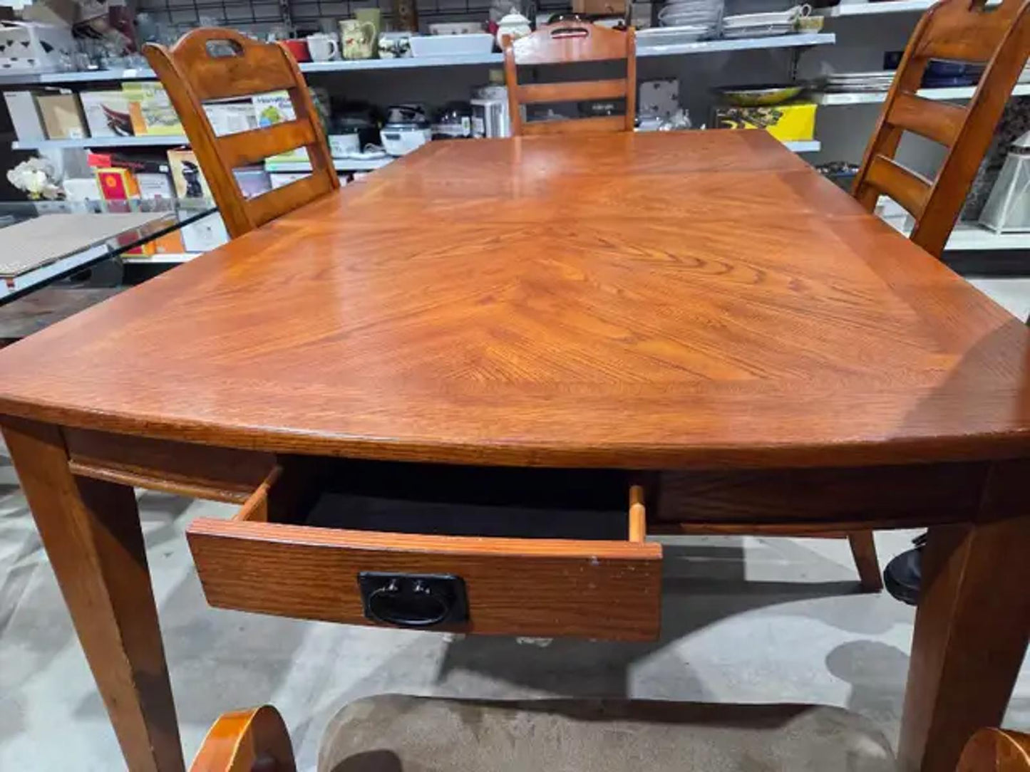 Solid Wooden Extending Dining Table & 4 Chairs