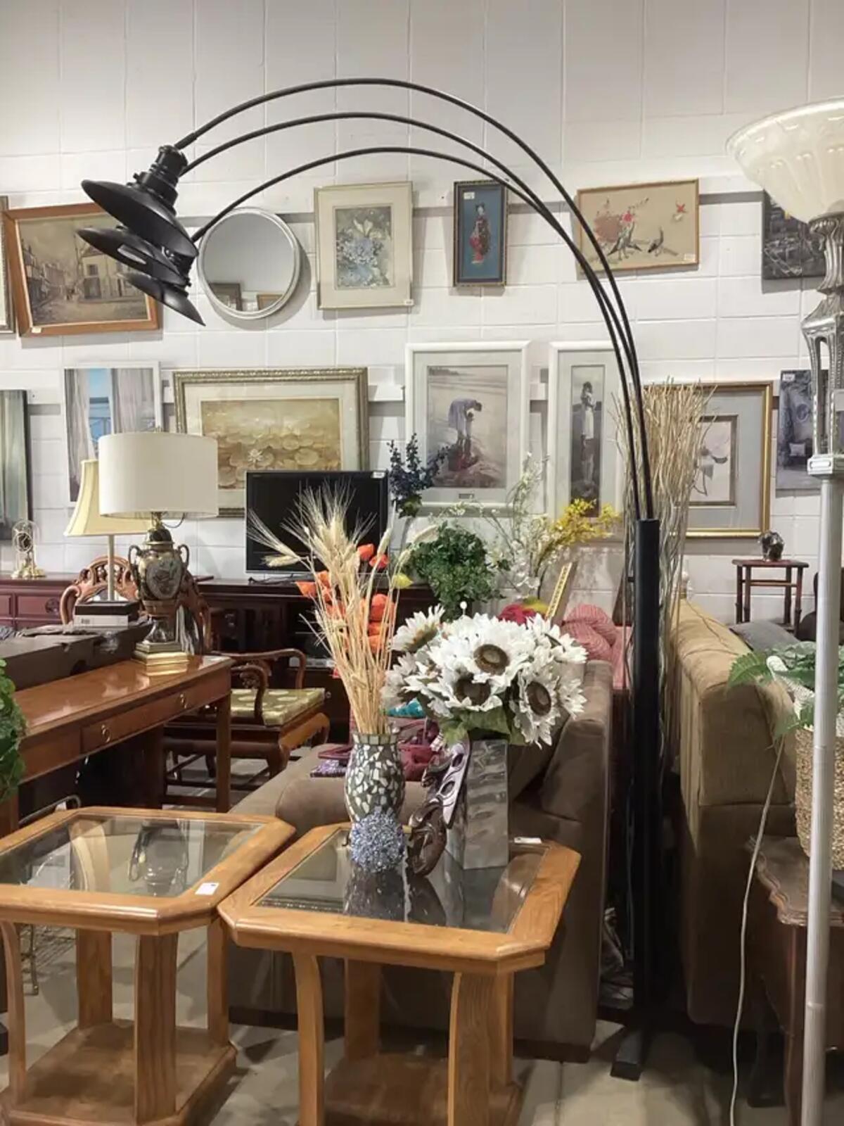 7ft Black Arc Floor Lamp with 3 Lights