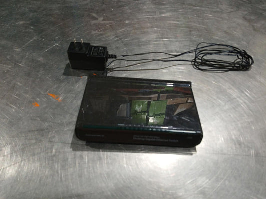 MONOPRICE 8 port Gigabit Ethernet switch TESTED GOOD CONDITION