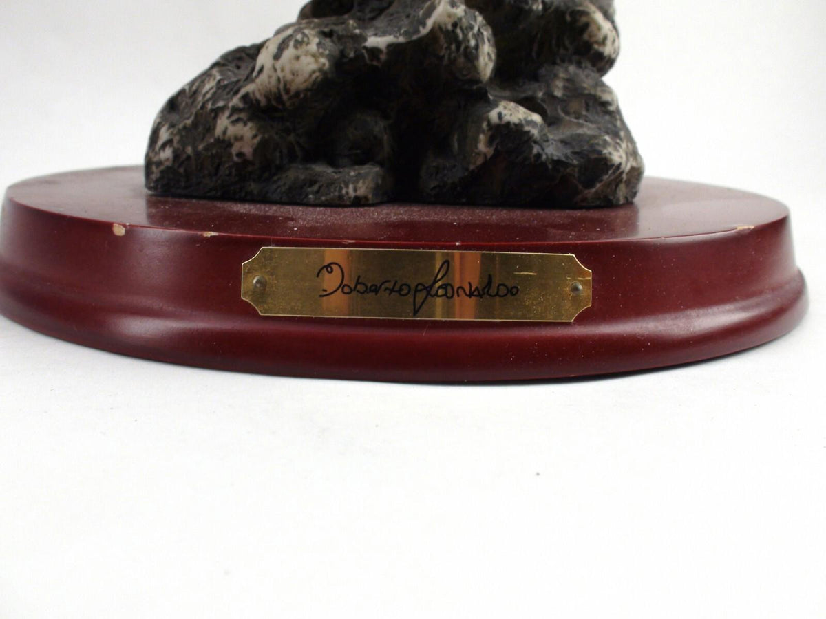 Wolf Double Bust Statue By Roberto Leonardo - Howl & Prowl Wolf Pack