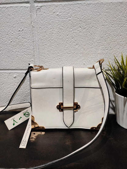 NWT La Terre Fashion Vegan Purse Lead-Safe White