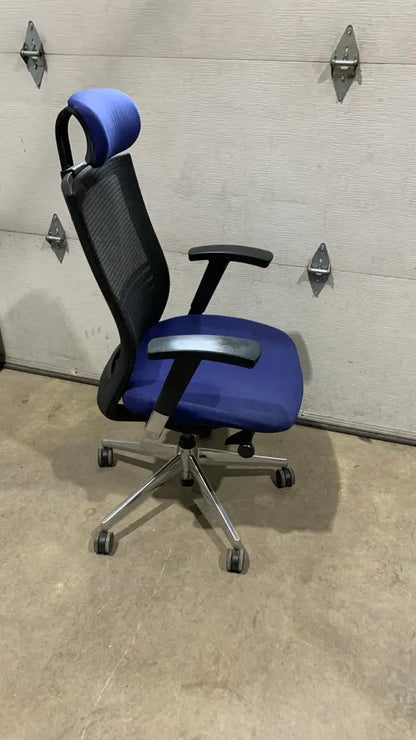 Mesh back Office Chair with Blue Seat