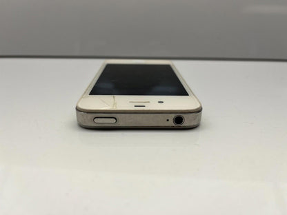 iPhone 4 White Cracked Screen