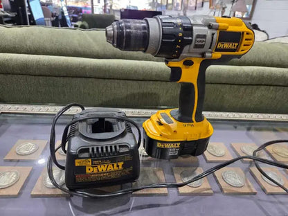 DeWalt Cordless 18v Drill/Driver DCD940