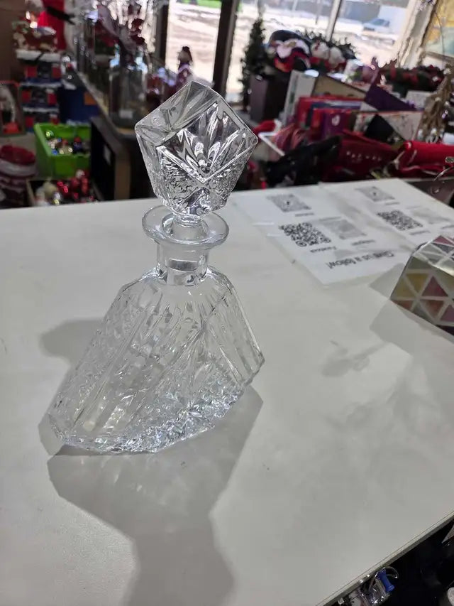 Crystal Glass Decanter - 11"