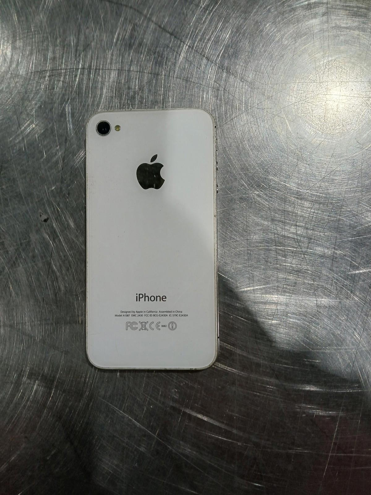 WHITE Apple iphone 4s FOR PARTS ONLY