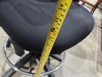 Black Mesh Office Chair w/ Foot Ring