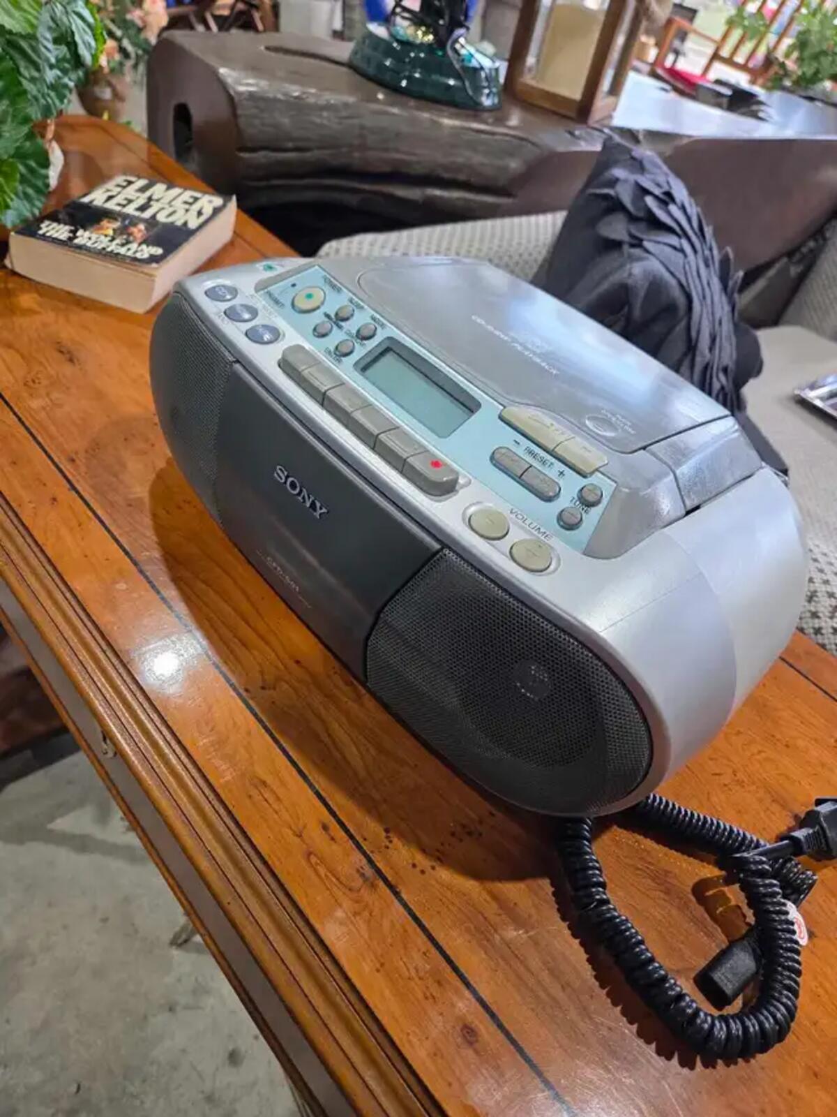 Sony CFD-S01 CD/Cassette/Radio Boombox