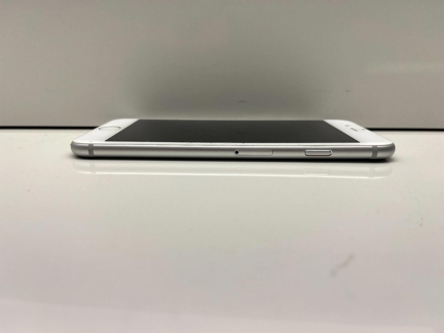 iPhone 6 16GB Silver FOR PARTS