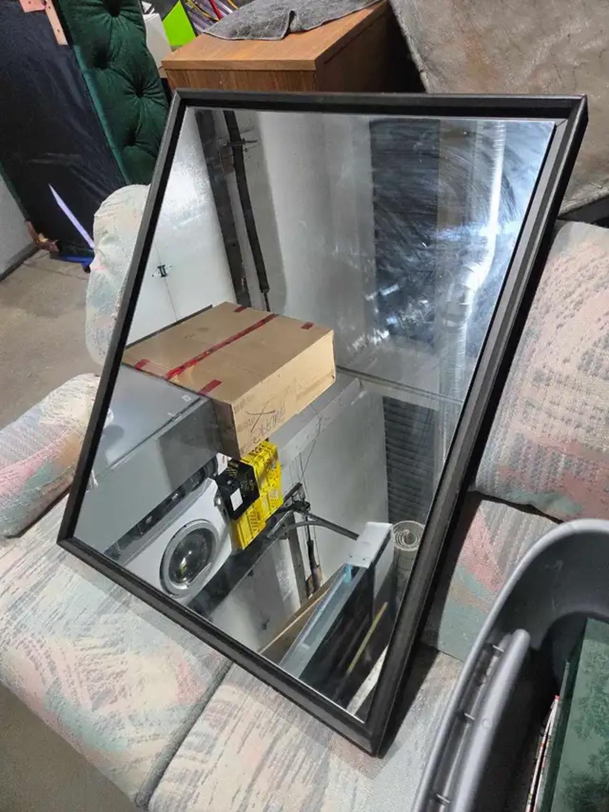 Coaster Mirror 30x38"